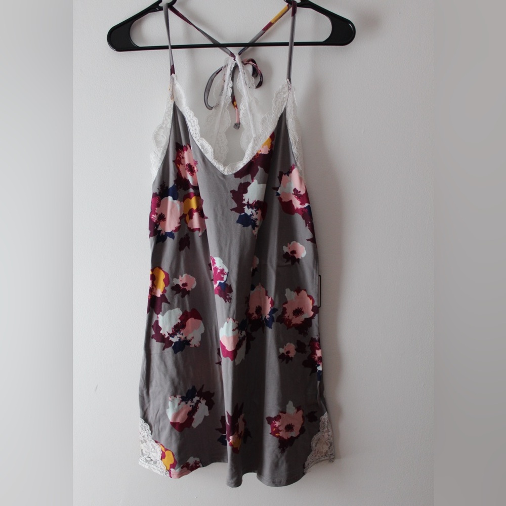 Laundry By Shelli Segal Floral Chemise with Lace Trim
